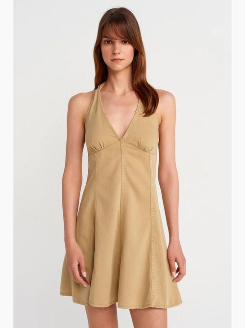 Vestido mini em linha a com decote halter dilvin - Kiabi