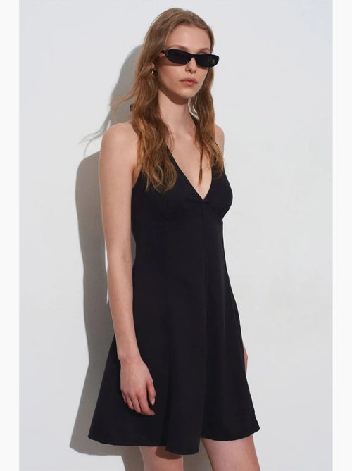 Vestido mini em linha a com decote halter dilvin - Kiabi