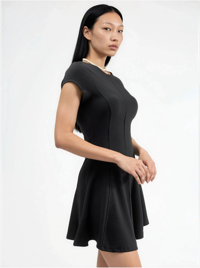 Vestido mini em linha a de manga curta busem Preto - Kiabi