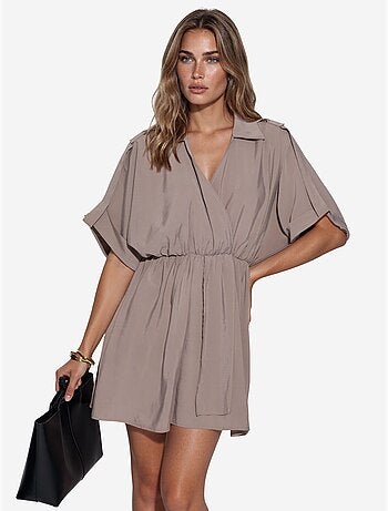 Vestido mini envelope texturizado busem