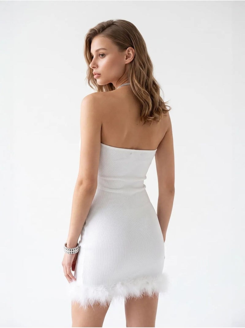 Vestido mini feminino canelado com decote halter e detalhe de pedra mixray Branco - Kiabi