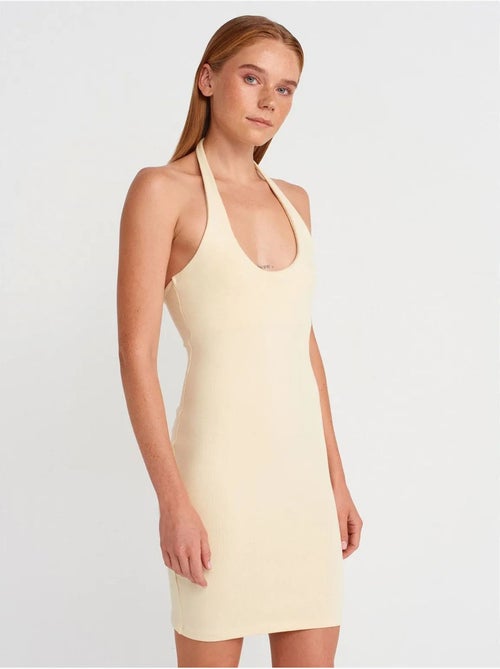Vestido mini justo canelado dilvin - Kiabi Vestido mini justo canelado dilvin - Kiabi