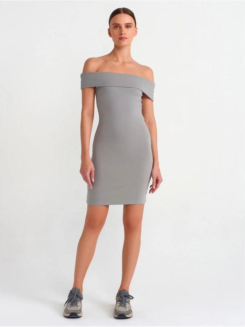 Vestido mini justo com decote ombro a ombro dilvin Cinza - Kiabi