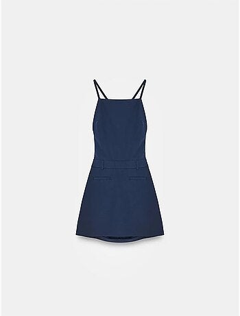 Vestido mini justo com decote quadrado e detalhe cut-out dilvin