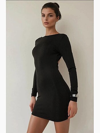 Vestido mini justo com detalhe cut-out nas costas hiccup
