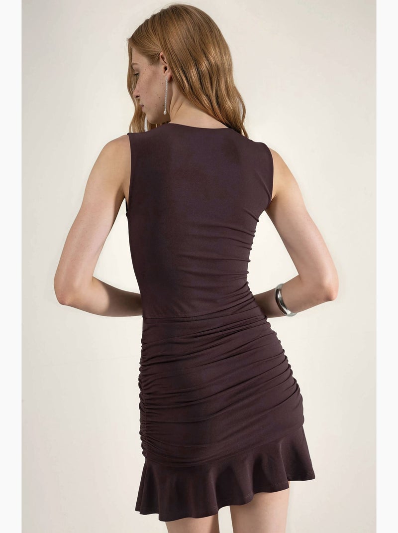 Vestido mini justo com folhos hiccup Castanho-chocolate - Kiabi
