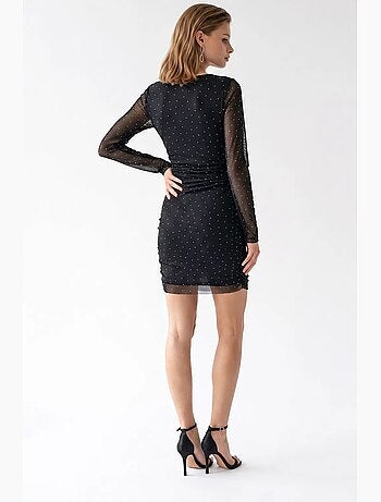 Vestido mini justo com lantejoulas e detalhe de pedra mixray
