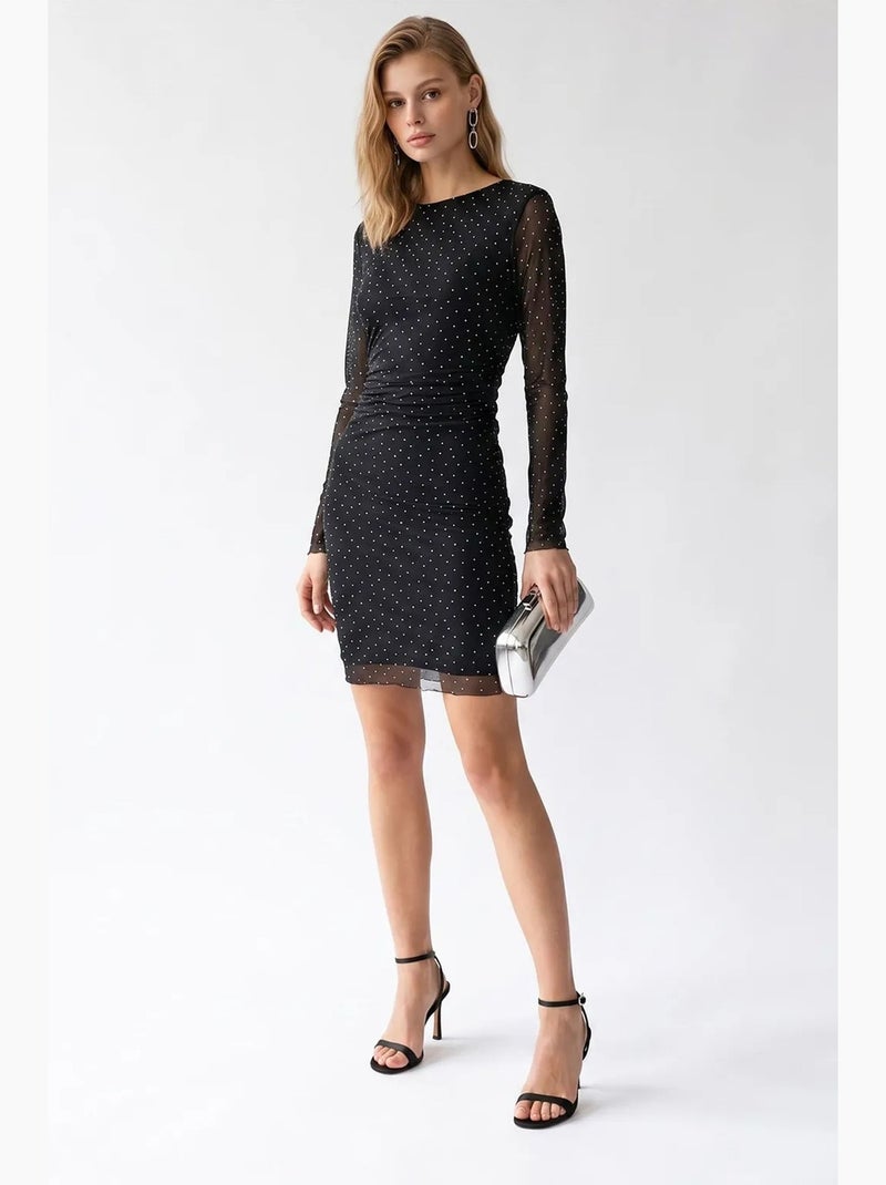 Vestido mini justo com lantejoulas e detalhe de pedra mixray Preto - Kiabi