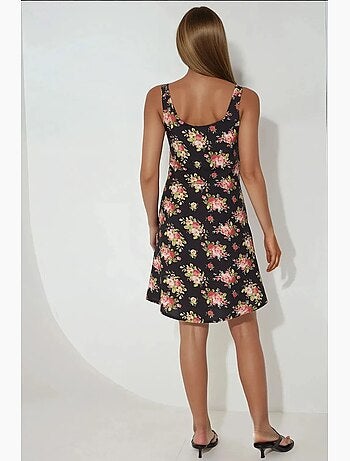 Vestido mini justo estampado com decote em u hiccup