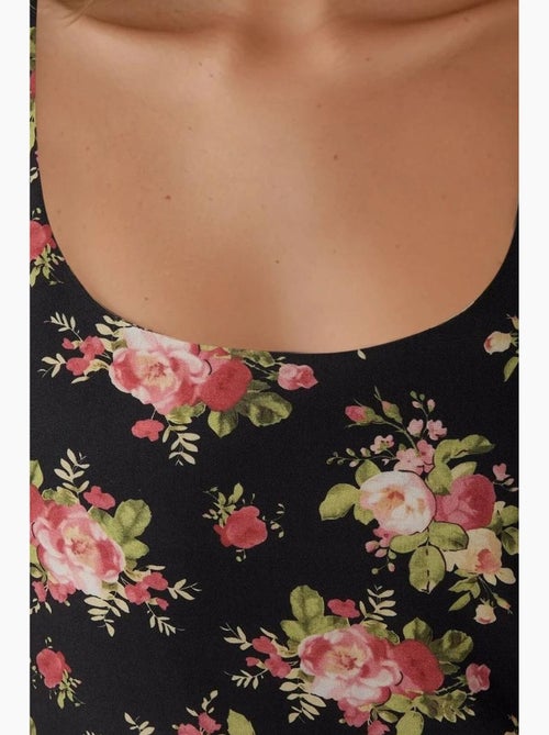 Vestido mini justo estampado com decote em u hiccup - Kiabi Vestido mini justo estampado com decote em u hiccup - Kiabi