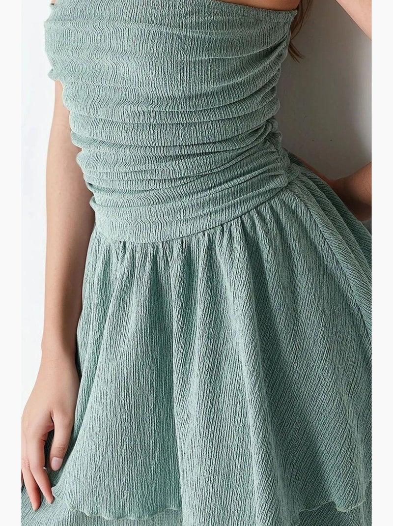 Vestido mini sem alças com textura e folhos hiccup Verde menta - Kiabi