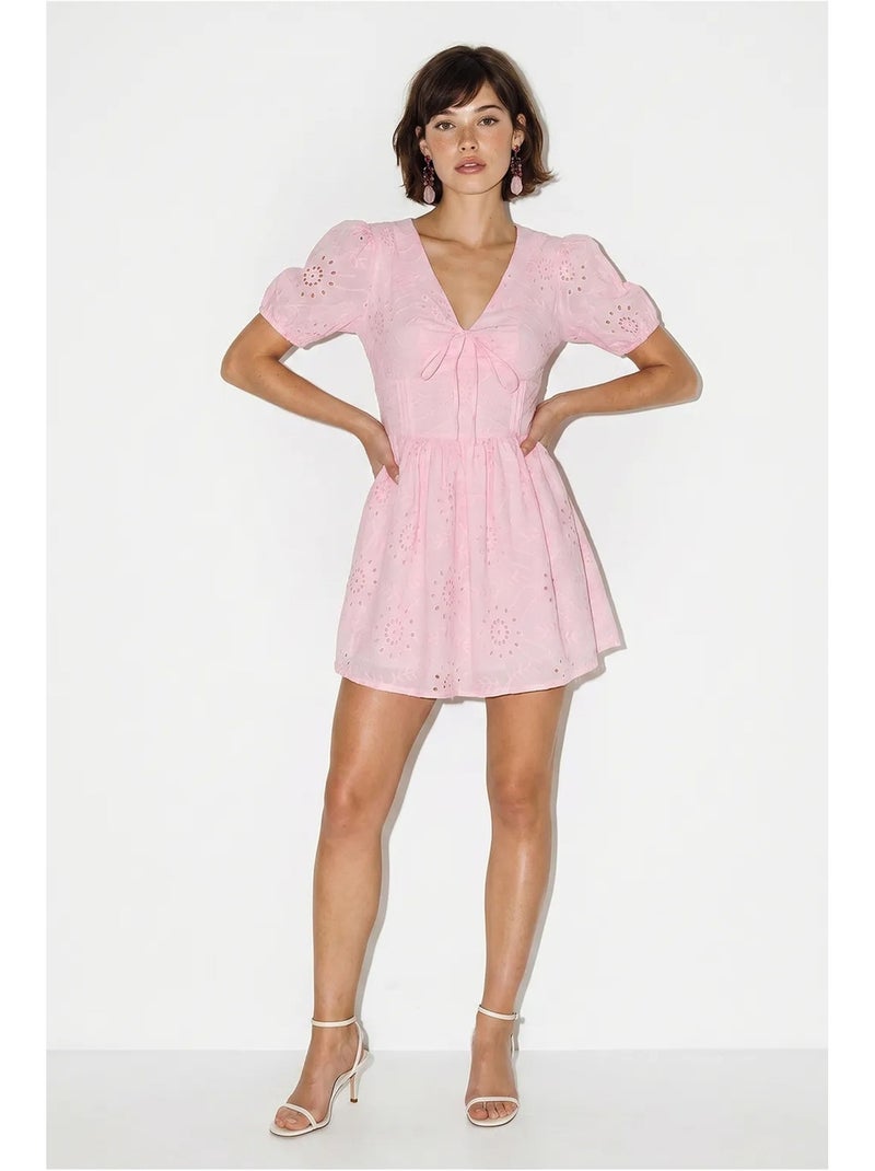 Vestido mini skater bordado lucci Rosa doce - Kiabi