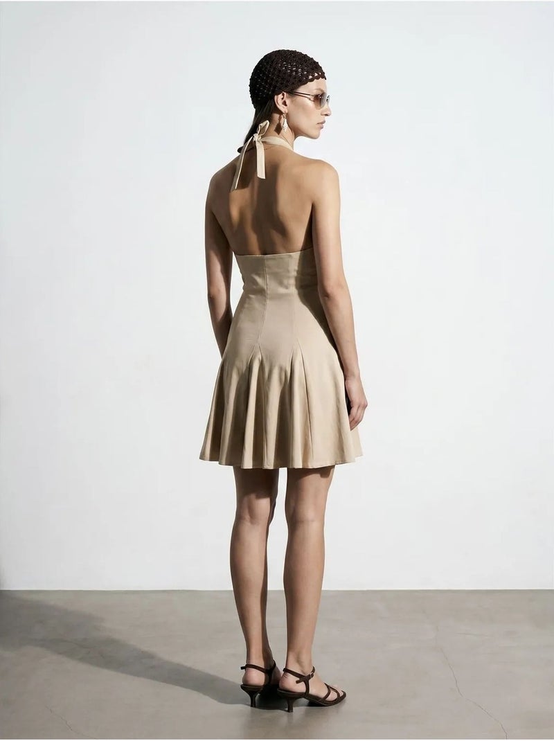 Vestido mini skater com decote halter dilvin Bege-argila - Kiabi