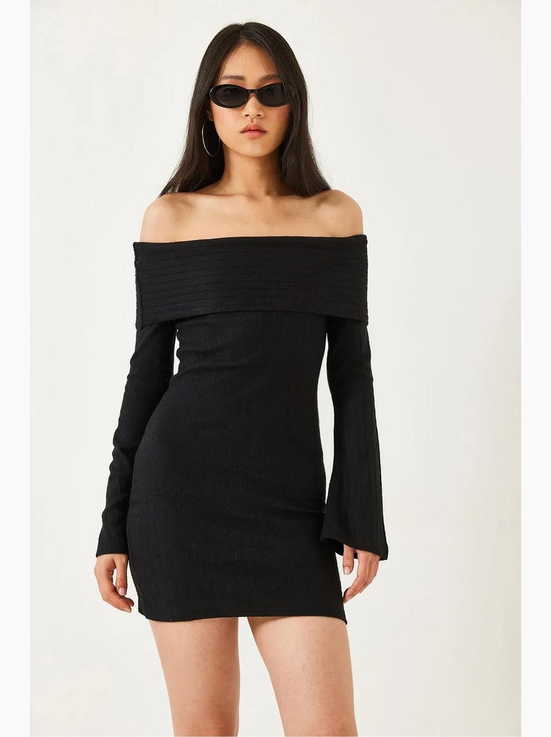 Vestido mini slim fit com ombros descobertos lucci Preto - Kiabi