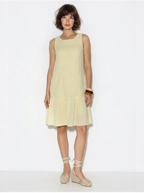 Vestido mini smock de musselina de algodão bordada lucci - Kiabi Vestido mini smock de musselina de algodão bordada lucci - Kiabi