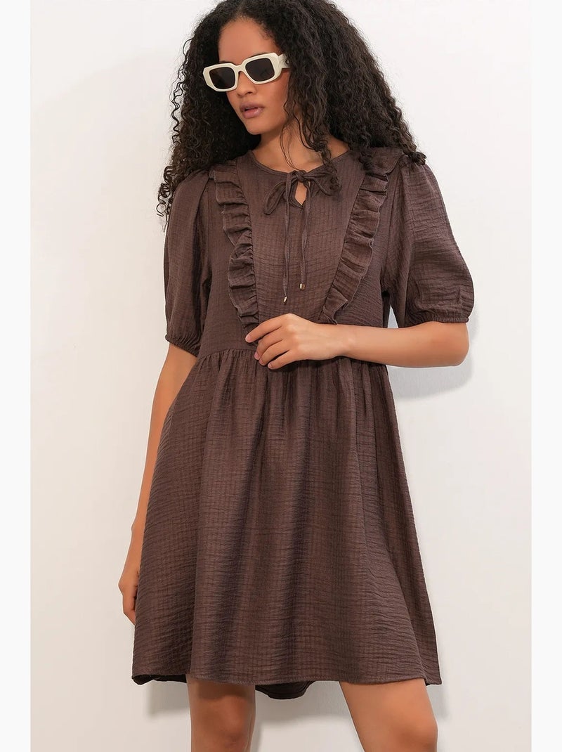 Vestido mini smock feminino em linha a bdart Castanho - Kiabi