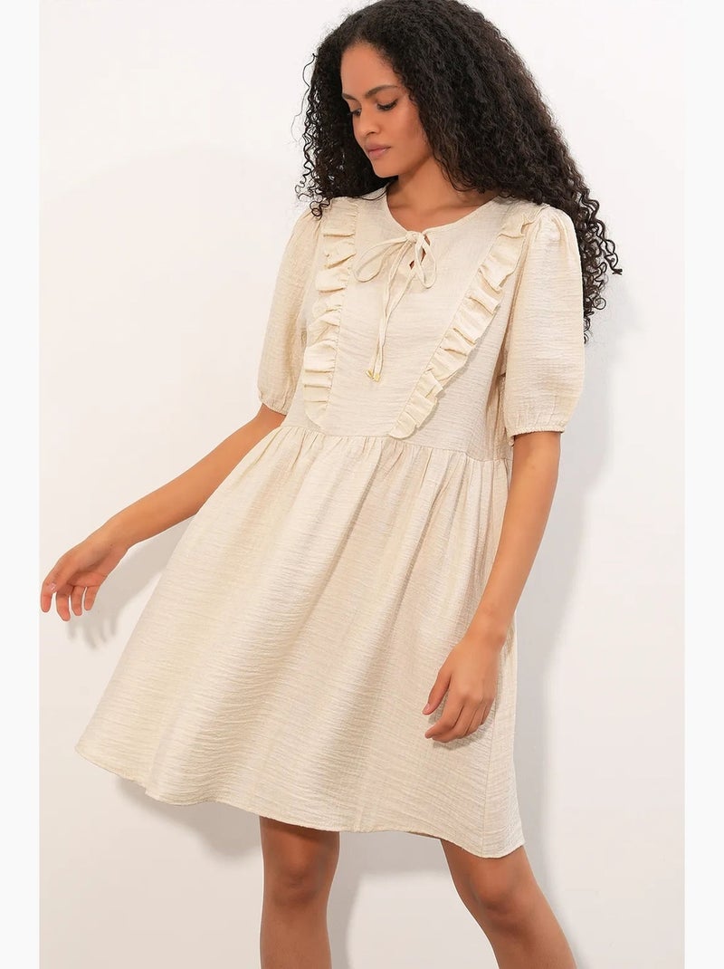 Vestido mini smock feminino em linha a bdart Creme - Kiabi