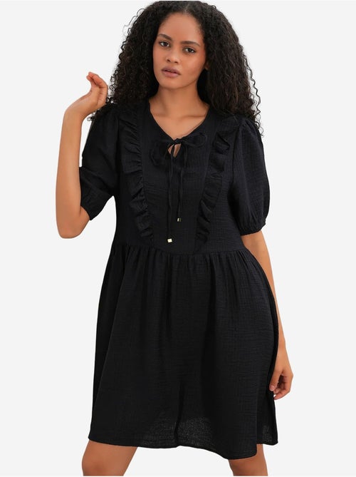 Vestido mini smock feminino em linha a bdart - Kiabi Vestido mini smock feminino em linha a bdart - Kiabi