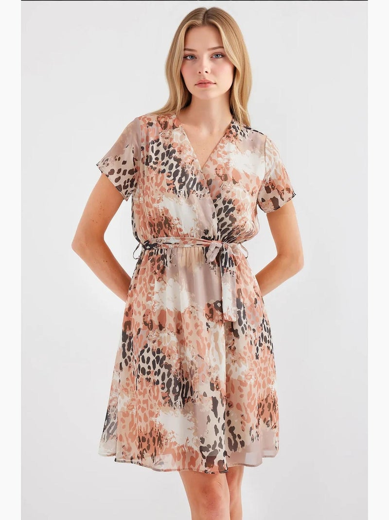 Vestido mini tea floral com decote em v e cinto bdart Bege-argila - Kiabi