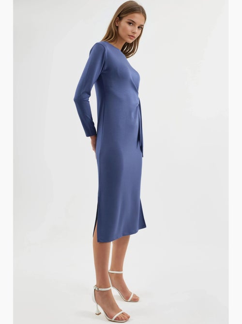 Vestido modal touch com racha, coleção bersan hiccup - Kiabi Vestido modal touch com racha, coleção bersan hiccup - Kiabi