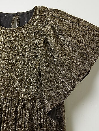 Vestido plissado e com lantejoulas