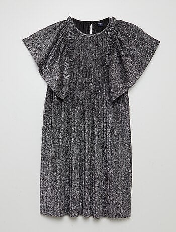 Vestido plissado e com lantejoulas