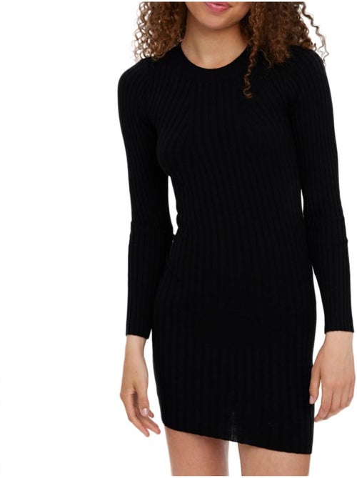 Vestido Preto Justo de Mulher Vero Moda 10269253 - Kiabi Vestido Preto Justo de Mulher Vero Moda 10269253 - Kiabi