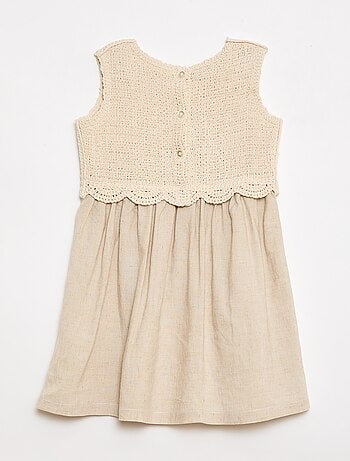 Vestido sem mangas com parte superior em crochê