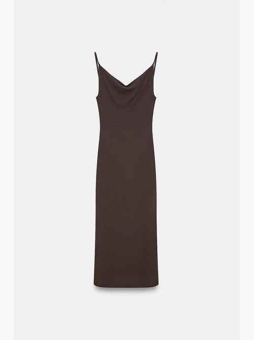 Vestido slip midi sem mangas dilvin - Kiabi Vestido slip midi sem mangas dilvin - Kiabi