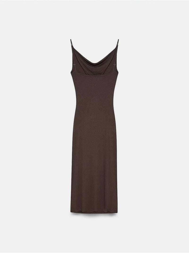 Vestido slip midi sem mangas dilvin Castanho-chocolate - Kiabi