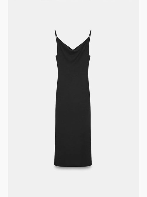 Vestido slip midi sem mangas dilvin - Kiabi Vestido slip midi sem mangas dilvin - Kiabi