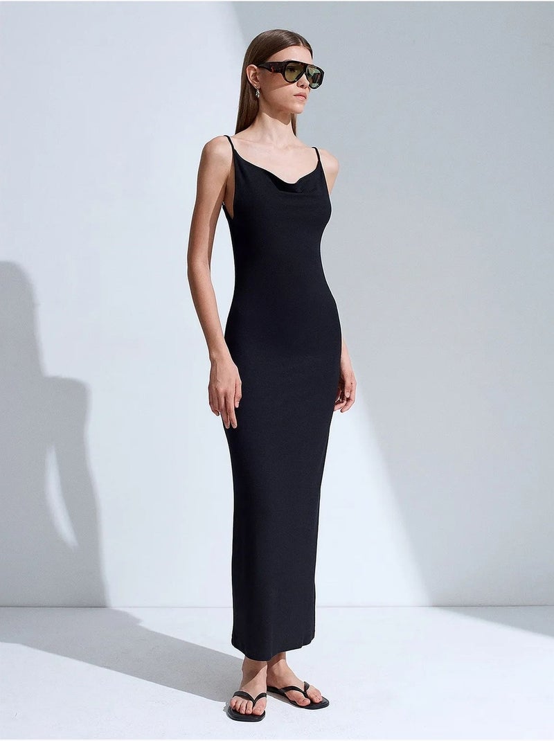 Vestido slip midi sem mangas dilvin Preto - Kiabi