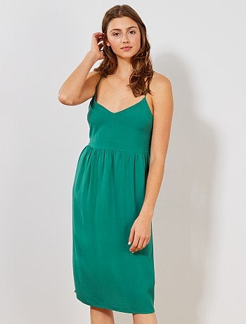 Vestido soltinho com gola em V - Kiabi