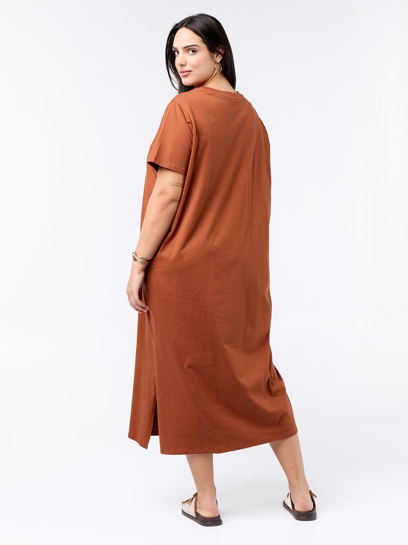 Vestido t-shirt comprido liso Castanho - Kiabi