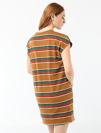 Vestido T-shirt Curto de Manga Curta