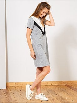 Vestido t-shirt estilo sweatshirt - Kiabi