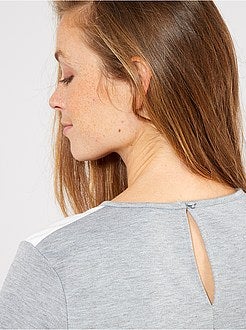 Vestido t-shirt estilo sweatshirt - Kiabi