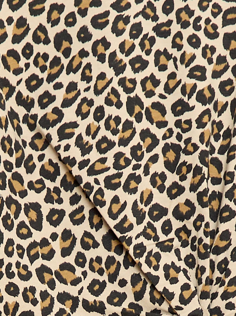 Vestido T-shirt Midi com Laço Decorativo na Frente Castanho - Kiabi