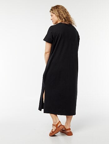 Vestido tipo t-shirt comprido com mangas curtas lisas