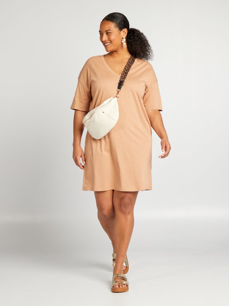 Vestido tipo t-shirt largo CASTANHO - Kiabi