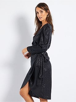 Vestido trespassado com efeito acetinado - Kiabi