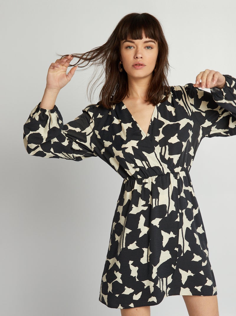 Vestido trespassado estampado PRETO - Kiabi