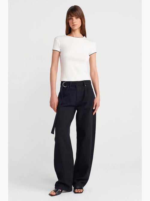 Women's t-shirt crop de algodão slim fit dilvin - Kiabi Women's t-shirt crop de algodão slim fit dilvin - Kiabi