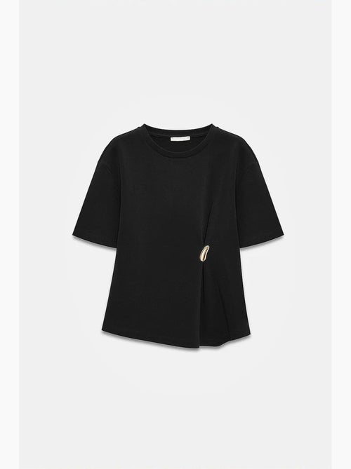 Women's t-shirt de malha jersey simples com decote redondo e manga curta dilvin - Kiabi Women's t-shirt de malha jersey simples com decote redondo e manga curta dilvin - Kiabi